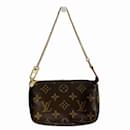 Pochette Accessoires Monogram Louis Vuitton