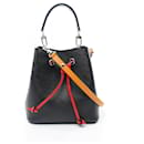 Bolso Louis Vuitton NeoNoe BB Epi Noir Saffron