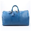 Bolsa de viagem Keepall 50 em couro Epi Louis Vuitton na cor Azul Toledo M42965