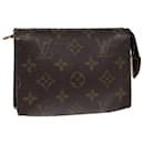 LOUIS VUITTON Monogram Poche Toilette 15 Pouch M47546 LV Auth 87463 - Louis Vuitton