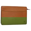 LOUIS VUITTON Epi Pochette Homem Bolsa Clutch Marrom Zipangu Dourado M52528 Auth 88069 - Louis Vuitton