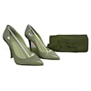 Pigalle Nude Patent Leather 100 mm Heels Beige - Christian Louboutin