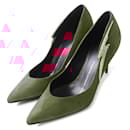 Giuseppe Zanotti Bejeweled Suede Pumps - Autre Marque