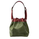 LOUIS VUITTON Petit Noe Epi Shoulder Bag M44107 Red Castilian Leather (engraved LV logo) - Louis Vuitton