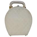 CHANEL Vanity Hand Bag Leather White CC Auth 92088 - Chanel