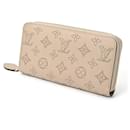 Louis Vuitton Zippy wallet
