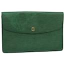 LOUIS VUITTON Epi Montaigne 27 Bolsa Clutch Verde M52654 LV Auth 95998 - Louis Vuitton
