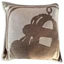 HERMES CUSHION - Hermès