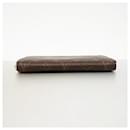 Louis Vuitton Zippy wallet