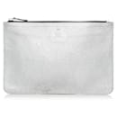 Fendi Leather Clutch Bag 7N0078