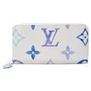 Louis Vuitton Monogram Zippy Wallet M82384