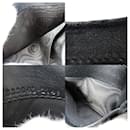 Gucci Bi-fold Wallet in Black Leather
