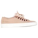  Common Projects Achille Low-Top Sneakers in Pink Calf Suede - Autre Marque