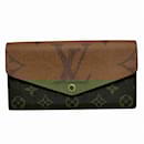 Louis Vuitton Monogram Giant Portefeuille Sarah Long Wallet
