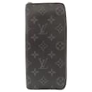 Louis Vuitton Zippy Wallet Vertical