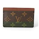 Louis Vuitton Monogram Card Case M61733