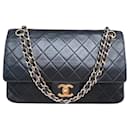 VINTAGE CHANEL TIMELESS CLASSIC MEDIUM QUILTED LEATHER BAG - Chanel