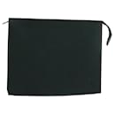 LOUIS VUITTON Taiga Poche Toilette 26 Pouch Épicea LV Auth 104523 - Louis Vuitton