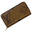 Louis Vuitton Zippy wallet