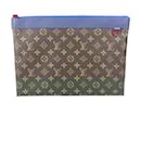 Poche Apollo Monograma Louis Vuitton