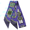 Hermes Carr en Boucles Silk Scarf - Hermès