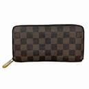 Louis Vuitton Damier Ebene Zippy Wallet