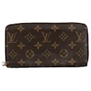 Louis Vuitton Zippy wallet