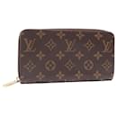 Louis Vuitton Zippy wallet