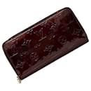 Louis Vuitton Zippy wallet