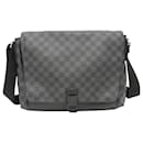Louis Vuitton Messenger