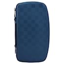 Louis Vuitton Atholl