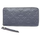 Louis Vuitton Zippy Wallet in Navy
