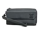 Louis Vuitton Zippy