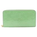 Louis Vuitton Vernis Zippy Wallet
