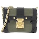 Pochete Trunk Epi da Louis Vuitton