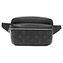 Bolsa de Ombro Taigarama da Louis Vuitton