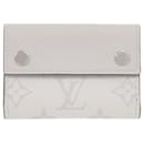 Louis Vuitton Taiga Rama Discovery Compact Wallet