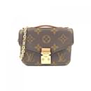 Bolsa de Ombro Micro Metis Monograma Louis Vuitton