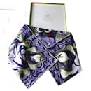 Hermès scarf titled "THE MARCH OF ZAMBEZE" - rare and sought after: sold out on the site! Delivered in its original box with tissue paper and ribbon.