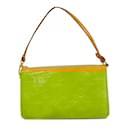 Pochete Vernis Lexington M91010 Bege Louis Vuitton