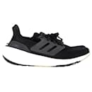  Adidas Ultra Boost Lightweight Sneakers in Black Polyester - Autre Marque