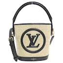 Bolsa de mão Petite Bucket Louis Vuitton Primavera na Cidade