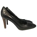 LOUIS VUITTON Heels T.EU 39.5 Leather - Louis Vuitton