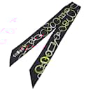 Foulard Twilly Hermès en noir et multicolore