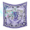 Écharpe en soie bleue Hermès