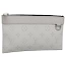 LOUIS VUITTON Pochette Discovery PM Monogram Taigarama Bolsa M30279 LV Auth 110426 - Louis Vuitton