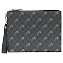 Gucci Clutch Bag GG Supreme Tiger Print