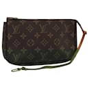 LOUIS VUITTON Monogram Pochette Accessoires Pouch M51980 LV Auth 100139 - Louis Vuitton