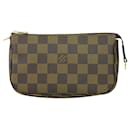 Louis Vuitton Mini Pochette Acessórios
