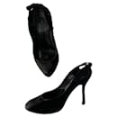 Louis Vuitton Streamline Black Patent Leather Heel